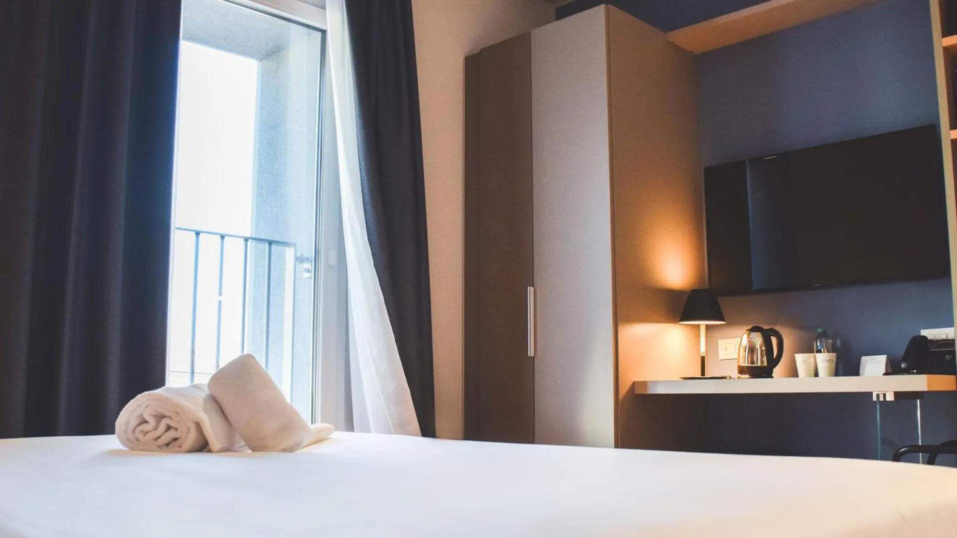 Hotel 21WOL Milano Centro 3*,  Italia